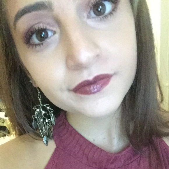 Dangly Leaf Earrings - Picture 4 of 4